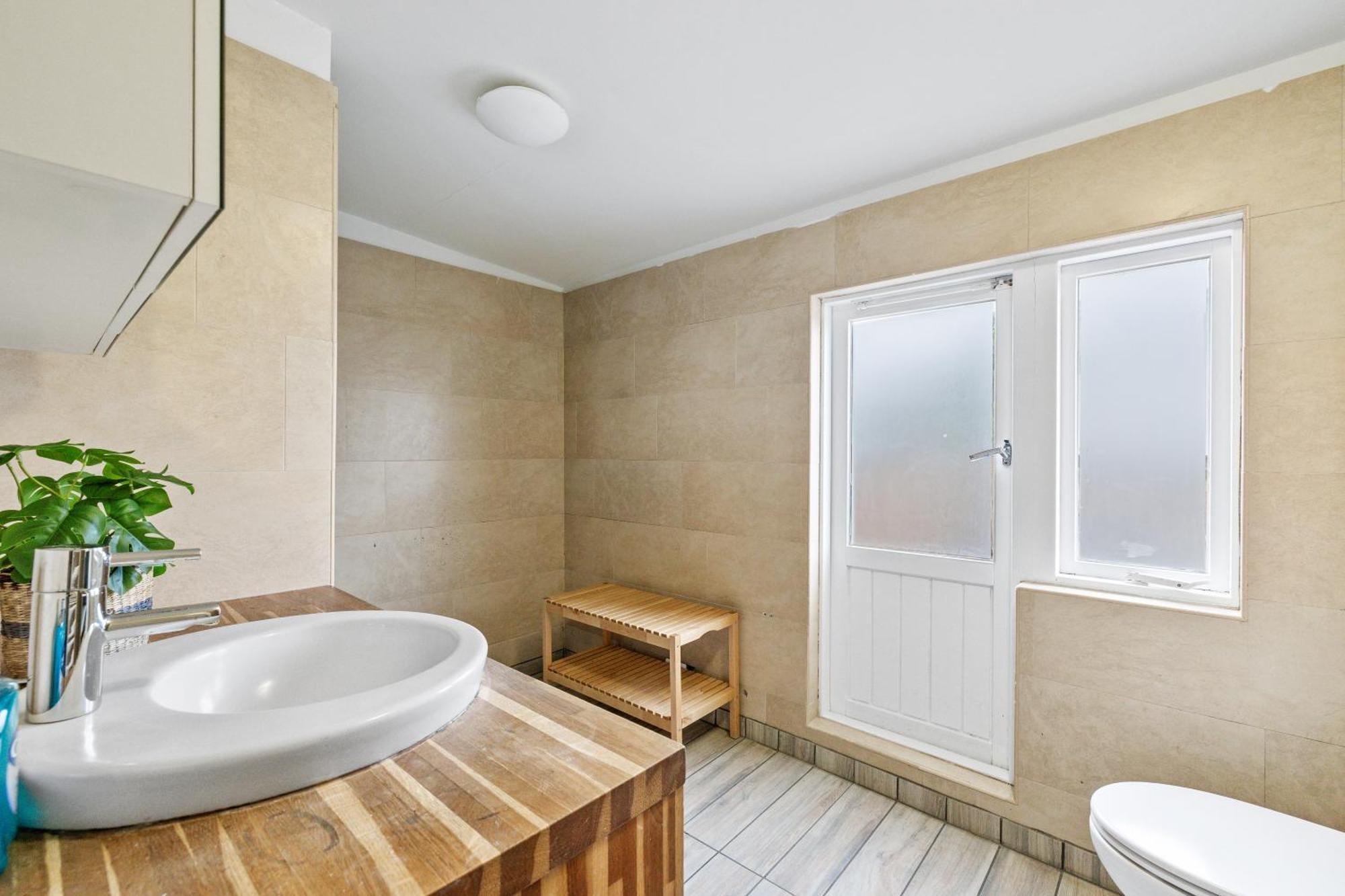 Massive Villa In Downtown Reykjavik With A Sauna Esterno foto