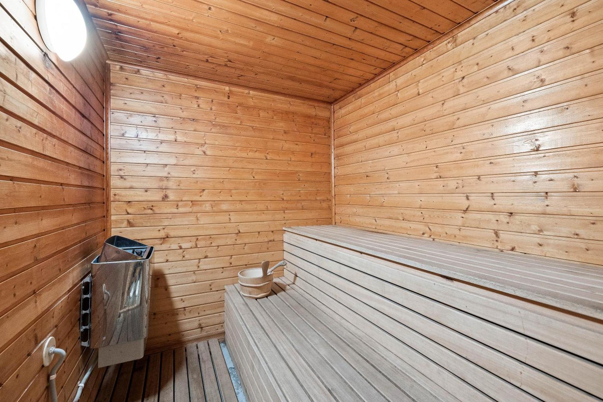 Massive Villa In Downtown Reykjavik With A Sauna Esterno foto